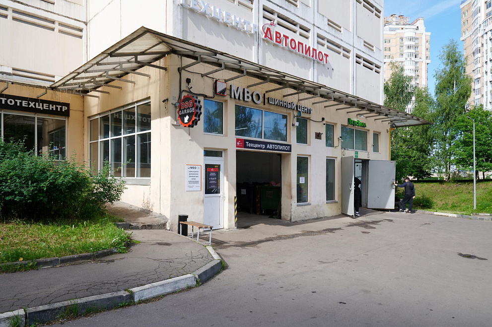 ТСЦ Куркино, г. Москва, ул. Соколово - Мещёрская, д. 40